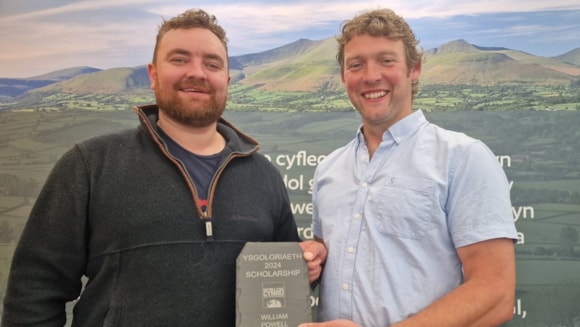 HCC yn dechrau’r chwilio blynyddol am Ysgolorion newydd