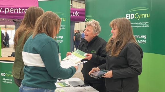 Make life easier with an EIDCymru account