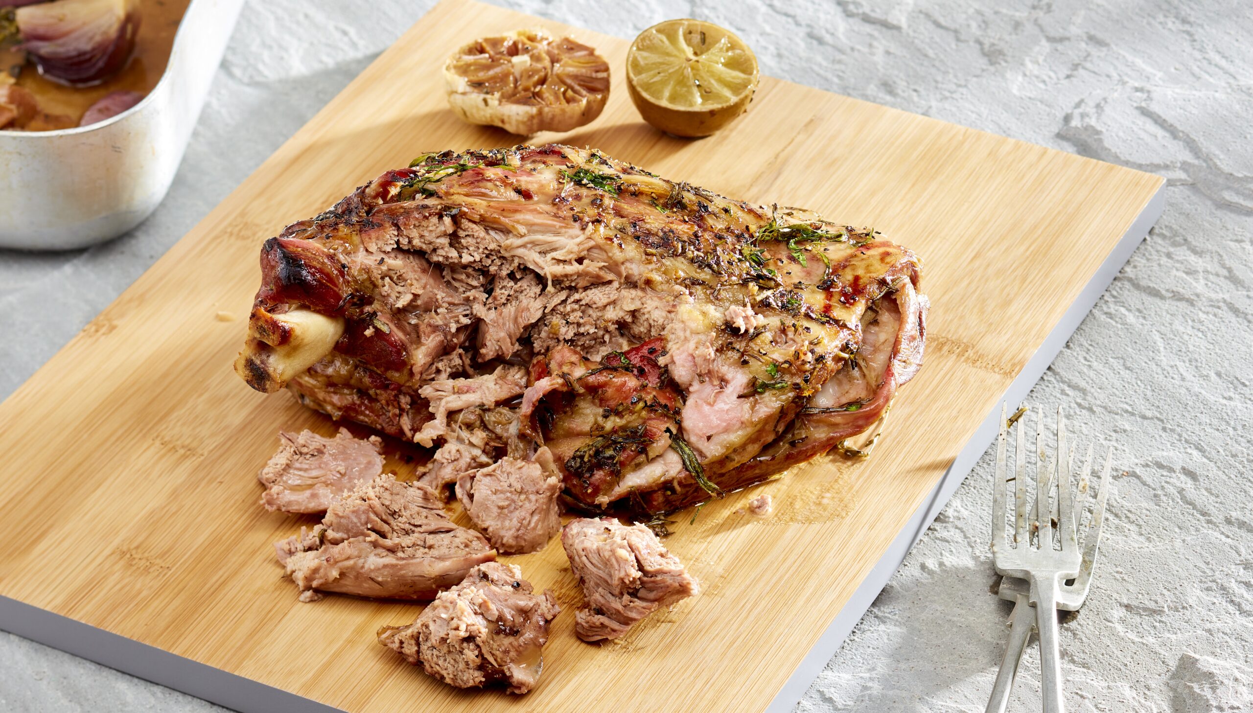 Dathliadau Dydd Gŵyl Dewi rhyngwladol yn cynnwys Cig Oen Cymru